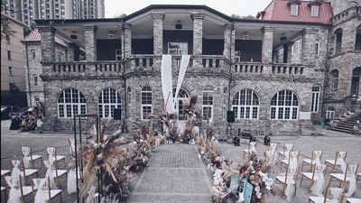 一场穿越1912的古堡婚礼