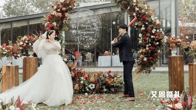 全程姨母笑看完这段甜甜的“棒球之恋”，因为棒球结缘的婚礼