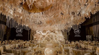  柯墨婚礼：充满了设计感的香槟色海洋风格婚礼