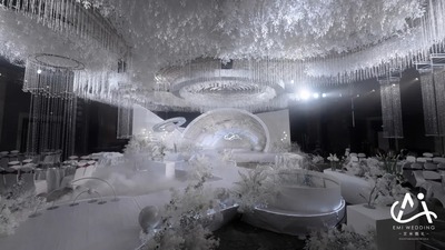 艾米高端婚礼定制：轻盈通透呈现出大气奢华空间感的高级婚礼