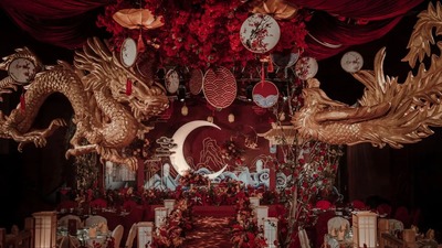 富丽华贵的红金色系中式婚礼，传递着传统文化的底蕴与魅力