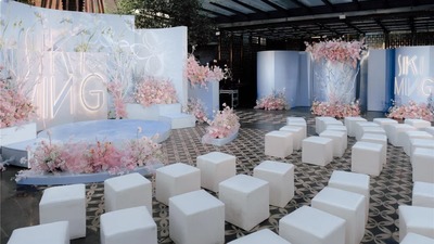 以春、夏、冬三个季节串联起的一场展览式婚礼