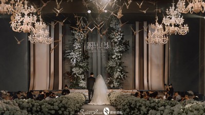 融合了自然主义元素的时尚简约风婚礼