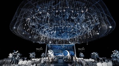 既神秘梦幻又包罗万象的蓝白色系星空主题婚礼