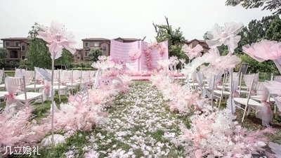 甜美又可爱的樱花粉色系户外婚礼