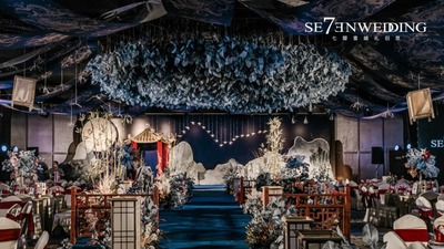 展现出绝美中国风的红蓝撞色系新中式婚礼